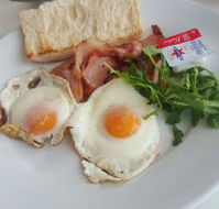 Lola's - Redcliffe Tourism