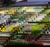 Chez Monica - Redcliffe Tourism