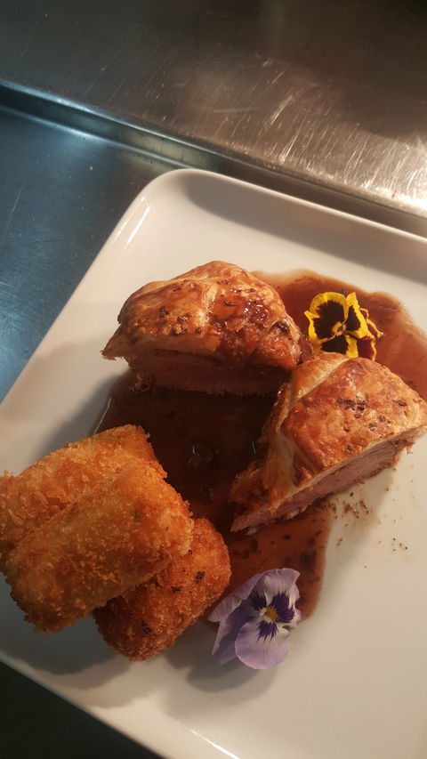 Waka - Redcliffe Tourism 2