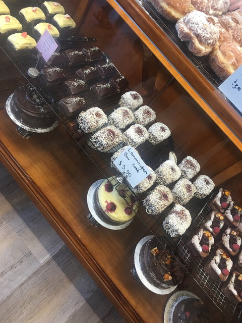 Flour & Chocolate Patisserie - Redcliffe Tourism 3