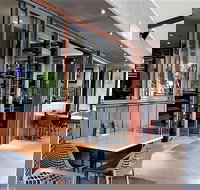 Mission Beach Tavern - Redcliffe Tourism