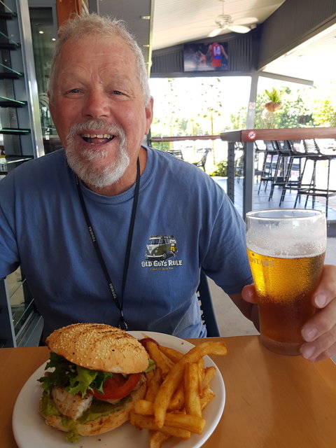 Mission Beach Tavern - Redcliffe Tourism 1