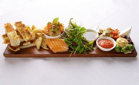 Pine & Bamboo Chinese Restaurant - Redcliffe Tourism 8