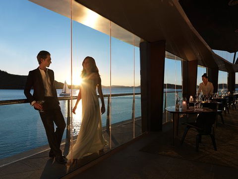 Bommie - Redcliffe Tourism 0