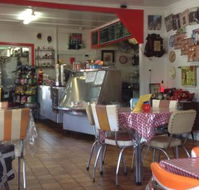 Mjs Retro  Vintage Wares - Redcliffe Tourism