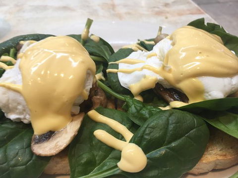 Shingle Inn - Redcliffe Tourism 0