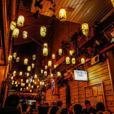 Chuckle Park Bar - Redcliffe Tourism 3