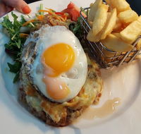 The Home Hotel Bistro - Redcliffe Tourism