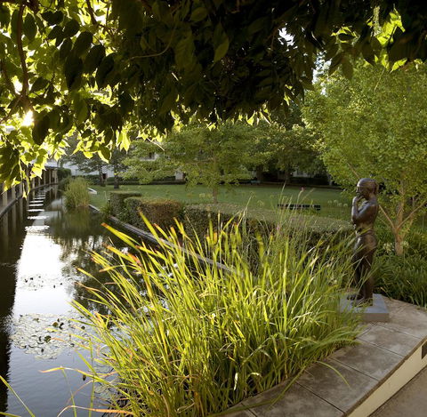 University House - ANU - Redcliffe Tourism 6