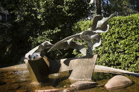 University House - ANU - Redcliffe Tourism 33