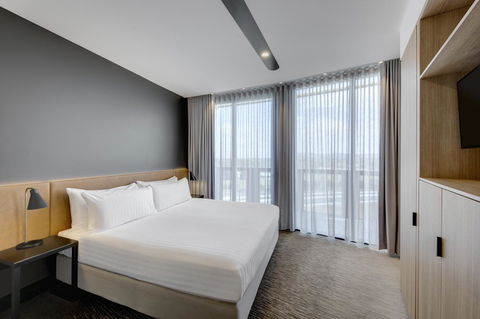 Vibe Hotel Canberra - Redcliffe Tourism 42