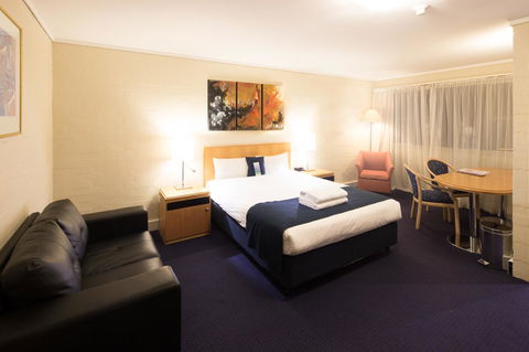 Ibis Styles Canberra - Redcliffe Tourism 3