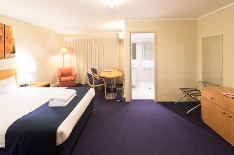 Ibis Styles Canberra - Redcliffe Tourism 1