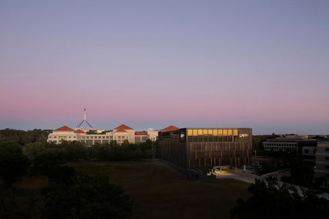 Little National Hotel Canberra - Redcliffe Tourism 27