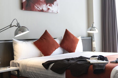 Abode Woden - Redcliffe Tourism 25