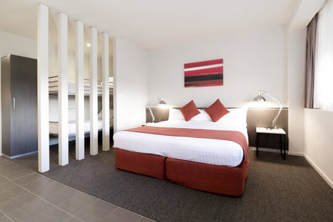 Abode Woden - Redcliffe Tourism 20