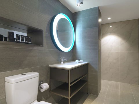 Hotel Kurrajong Canberra - Redcliffe Tourism 23