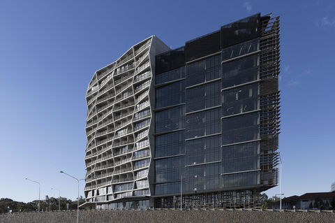 Nishi Apartments Eco Living By Ovolo - Redcliffe Tourism 3