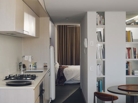 Nishi Apartments Eco Living By Ovolo - Redcliffe Tourism 21