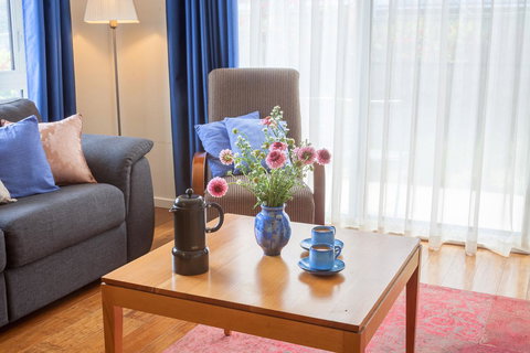 One Of A Kind Apartments - Redcliffe Tourism 34