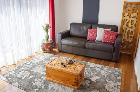 One Of A Kind Apartments - Redcliffe Tourism 8