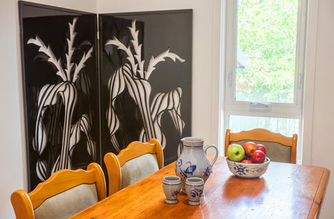 One Of A Kind Apartments - Redcliffe Tourism 23