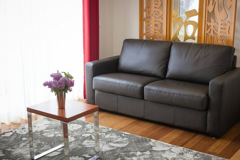 One Of A Kind Apartments - Redcliffe Tourism 44