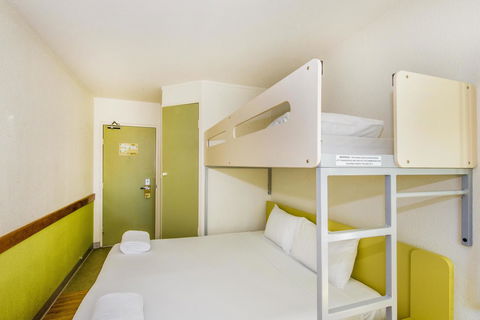 Ibis Budget Canberra - Redcliffe Tourism 13