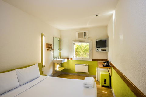 Ibis Budget Canberra - Redcliffe Tourism 21