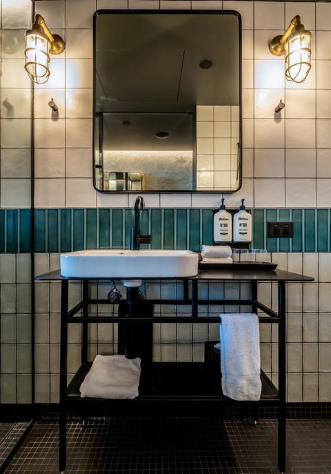 Ovolo Nishi - Redcliffe Tourism 4