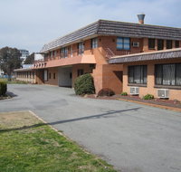 Canberra Lyneham Motor Inn - Redcliffe Tourism