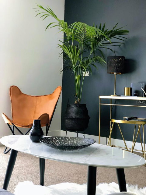 Staying Places - The Avenue - Redcliffe Tourism 15