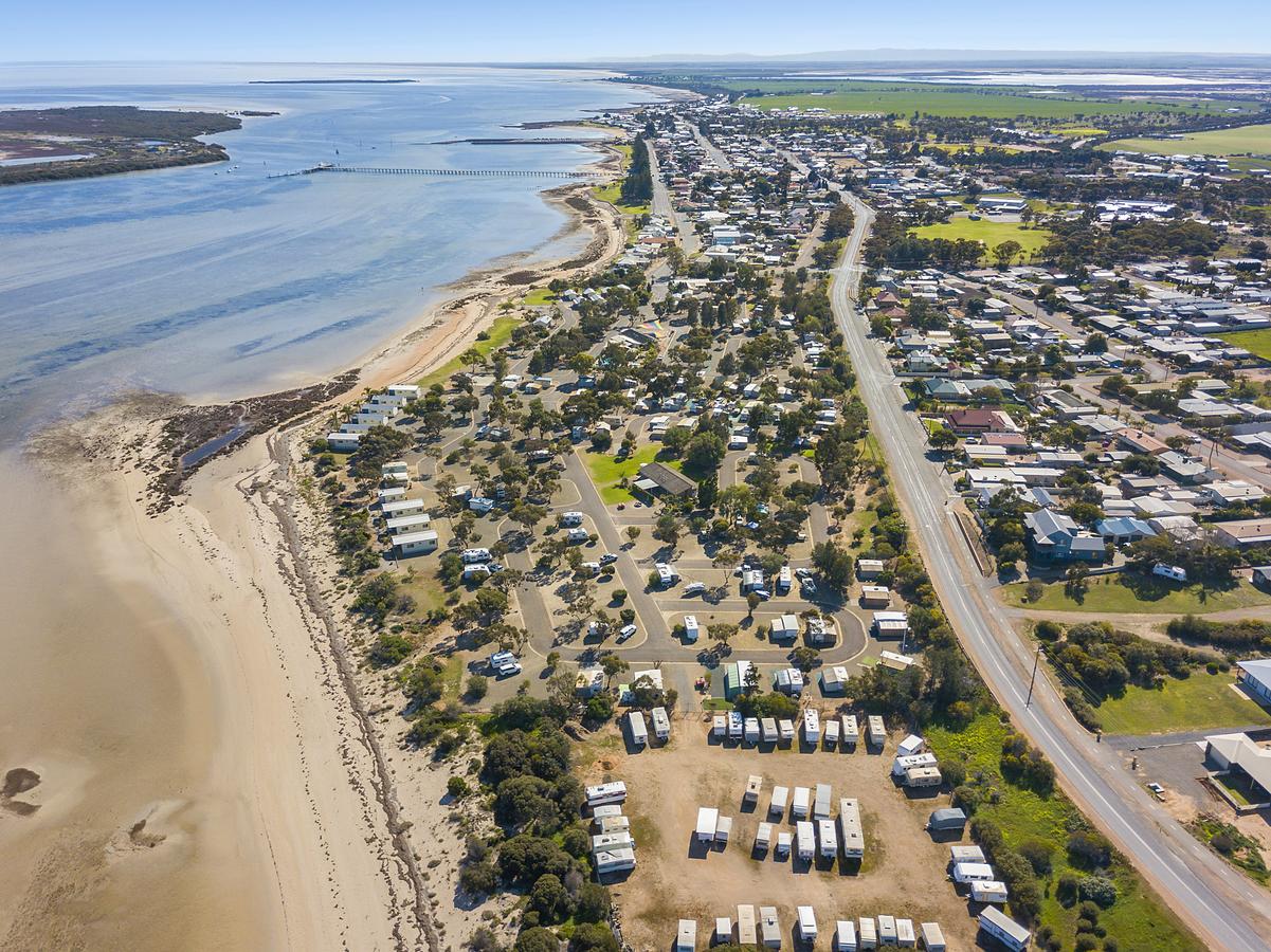  Redcliffe Tourism