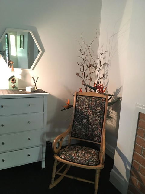 Cowan Street Bungalow - Redcliffe Tourism 2