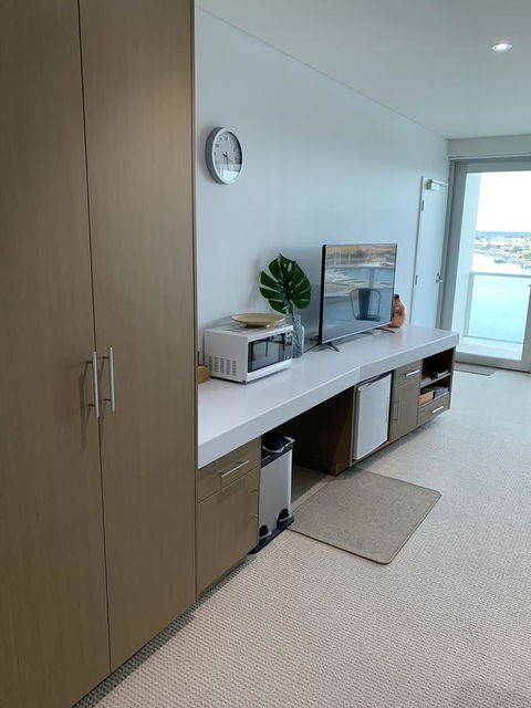 Wallaroo Marina Stayz - Redcliffe Tourism 1
