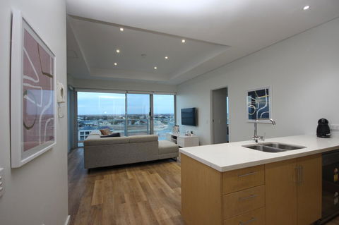 Wallaroo Marina Apartments - Redcliffe Tourism 18
