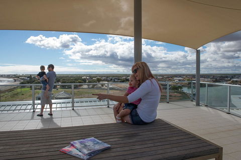 Wallaroo Marina Apartments - Redcliffe Tourism 31