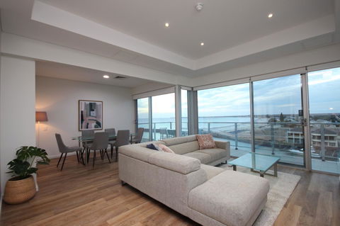 Wallaroo Marina Apartments - Redcliffe Tourism 20