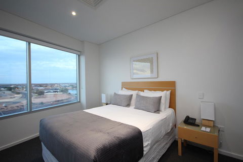 Wallaroo Marina Apartments - Redcliffe Tourism 17