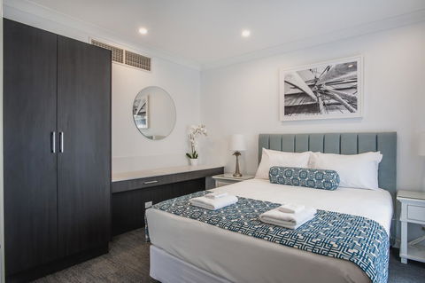 Marina Hotel - Redcliffe Tourism 22