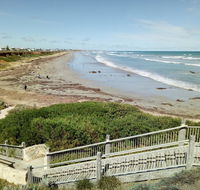 Driftwood on Dover - Redcliffe Tourism