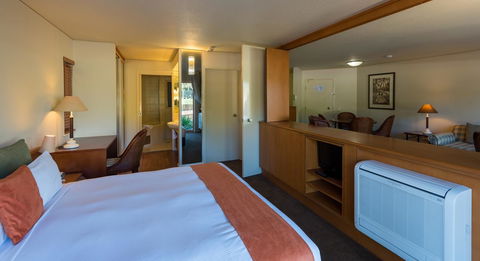 Pacific Bay Resort - Redcliffe Tourism 31