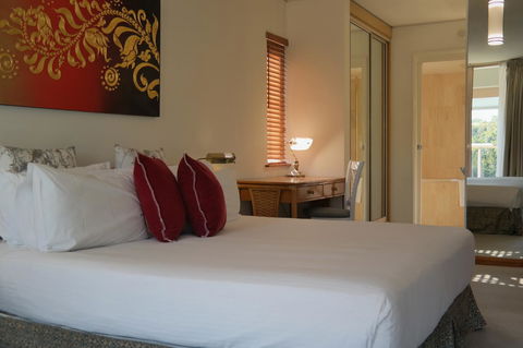 Pacific Bay Resort - Redcliffe Tourism 2