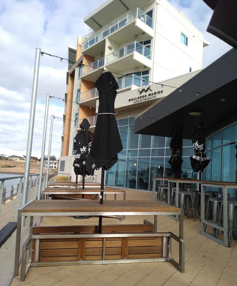 Wallaroo Marina Executive Apartments - Redcliffe Tourism 17