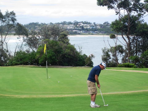 Mollymook Beach Waterfront - Redcliffe Tourism 18