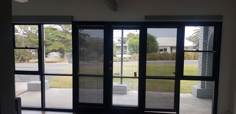 Breeze On Northbay 67 Elizabeth Crescent Carrickalinga - Redcliffe Tourism 4