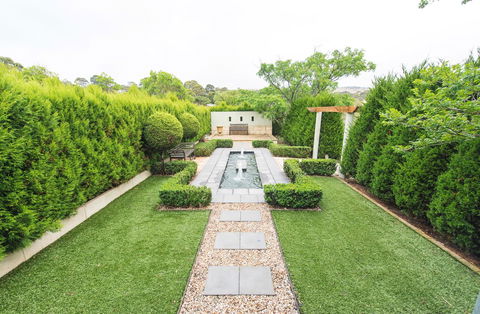 S T U D I O 22 Peaceful Retreat With Garden Views - Redcliffe Tourism 0