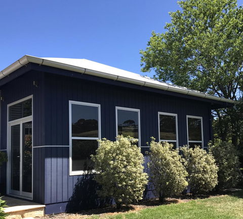 S T U D I O 22 Peaceful Retreat With Garden Views - Redcliffe Tourism 15