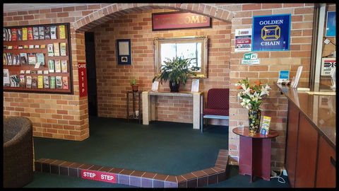 Windsor Terrace Motel - Redcliffe Tourism 18