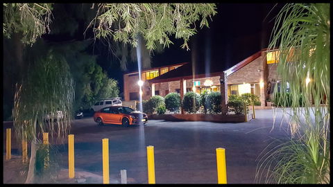 Windsor Terrace Motel - Redcliffe Tourism 2